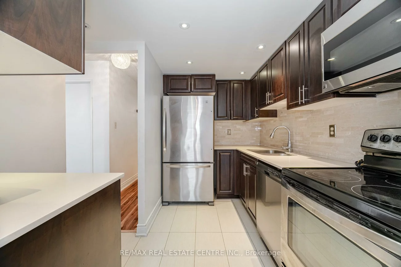 115, Hillcrest, Cooksville, Mississauga