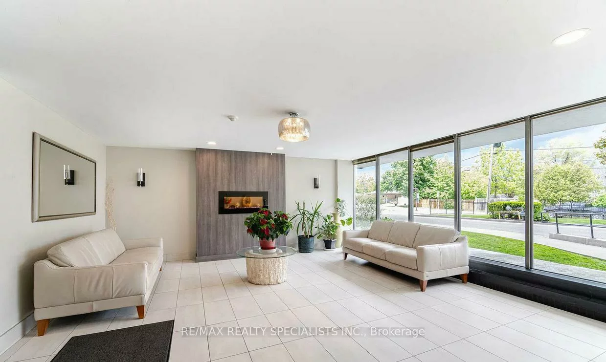 1100, Caven, Lakeview, Mississauga