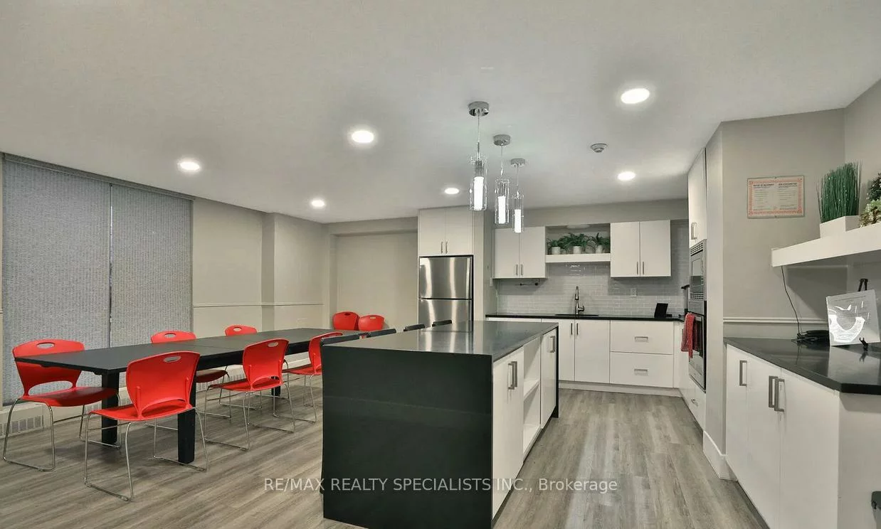 1100, Caven, Lakeview, Mississauga