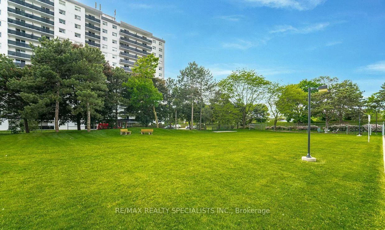 1100, Caven, Lakeview, Mississauga