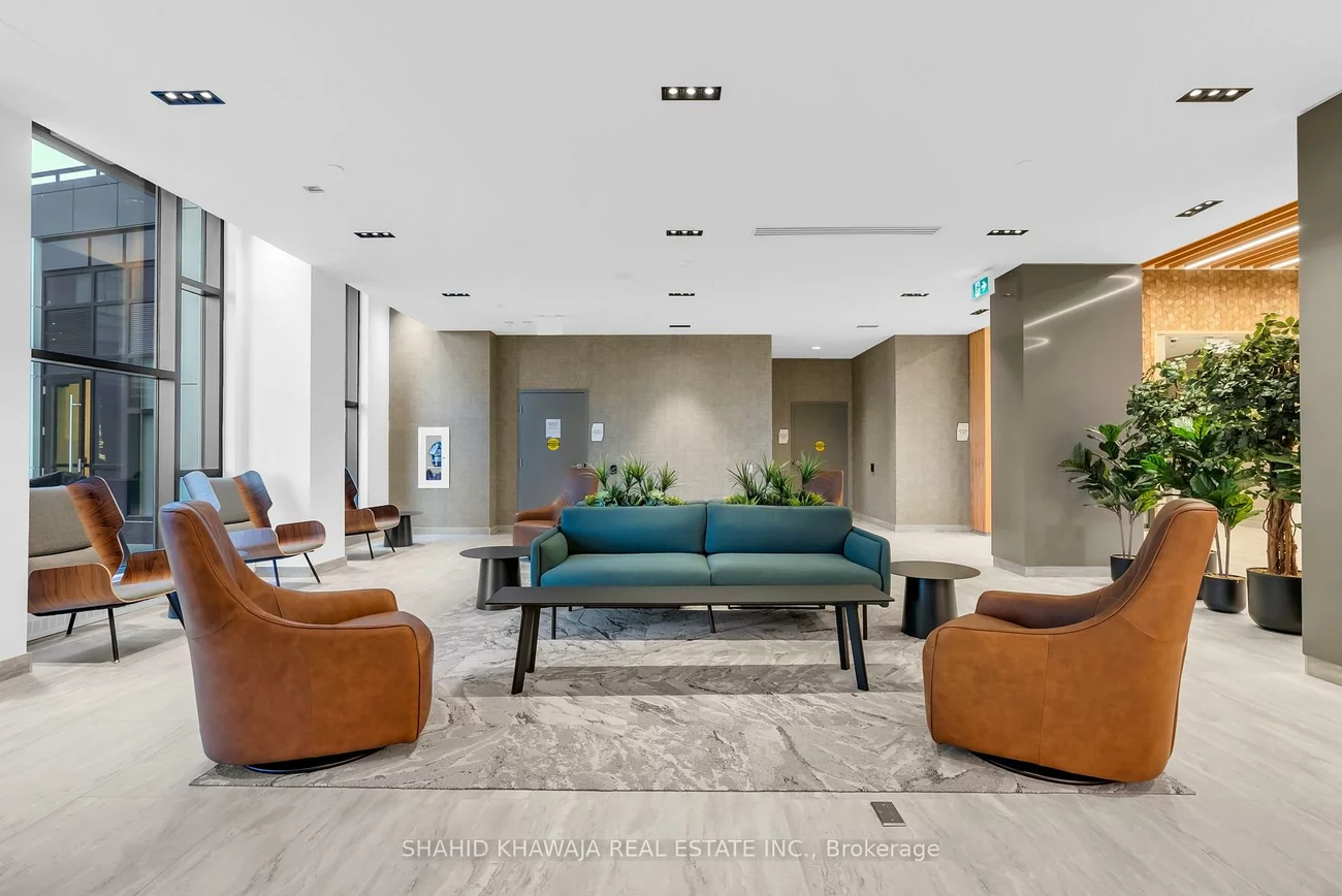 2485, Eglinton, Central Erin Mills, Mississauga