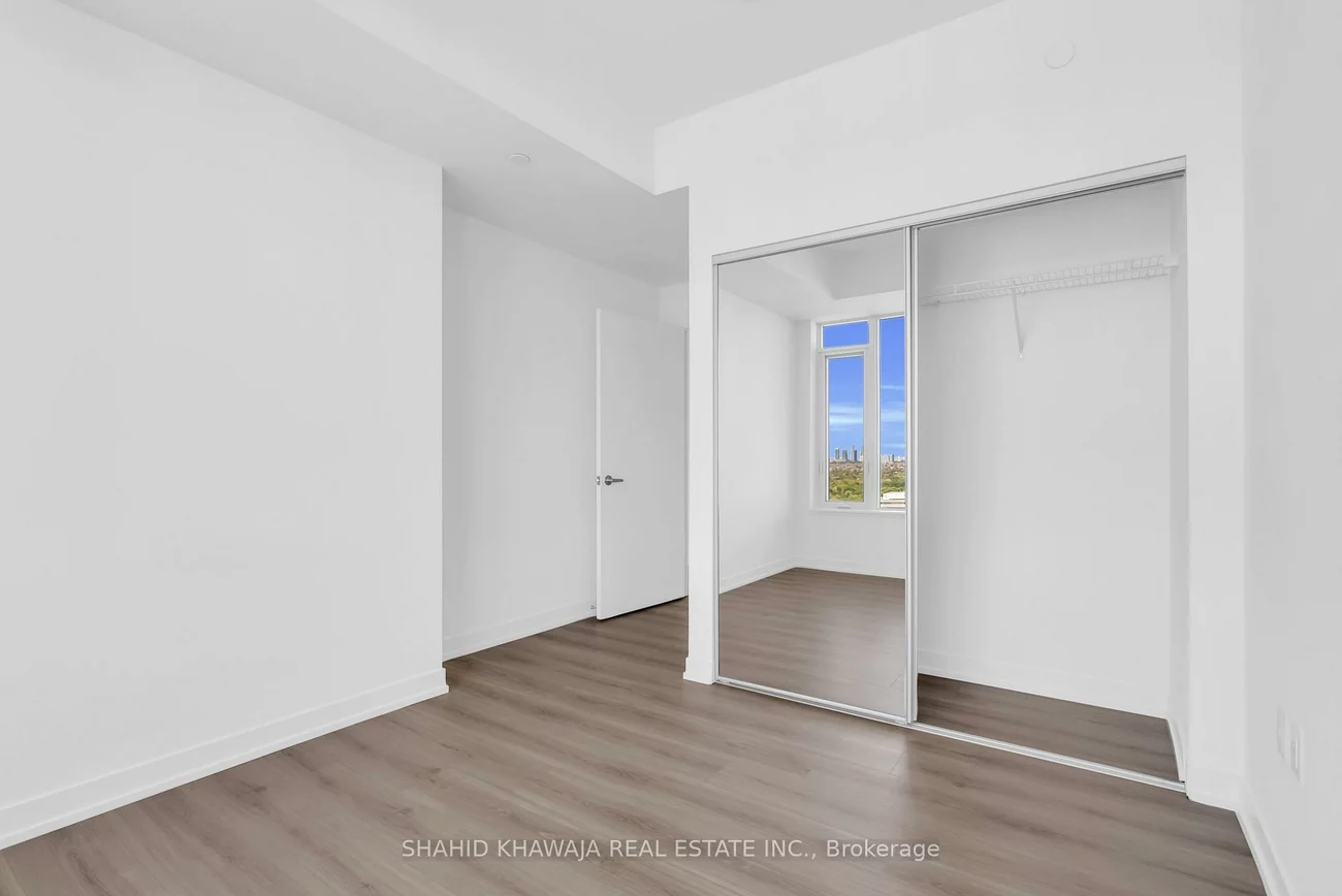 2485, Eglinton, Central Erin Mills, Mississauga