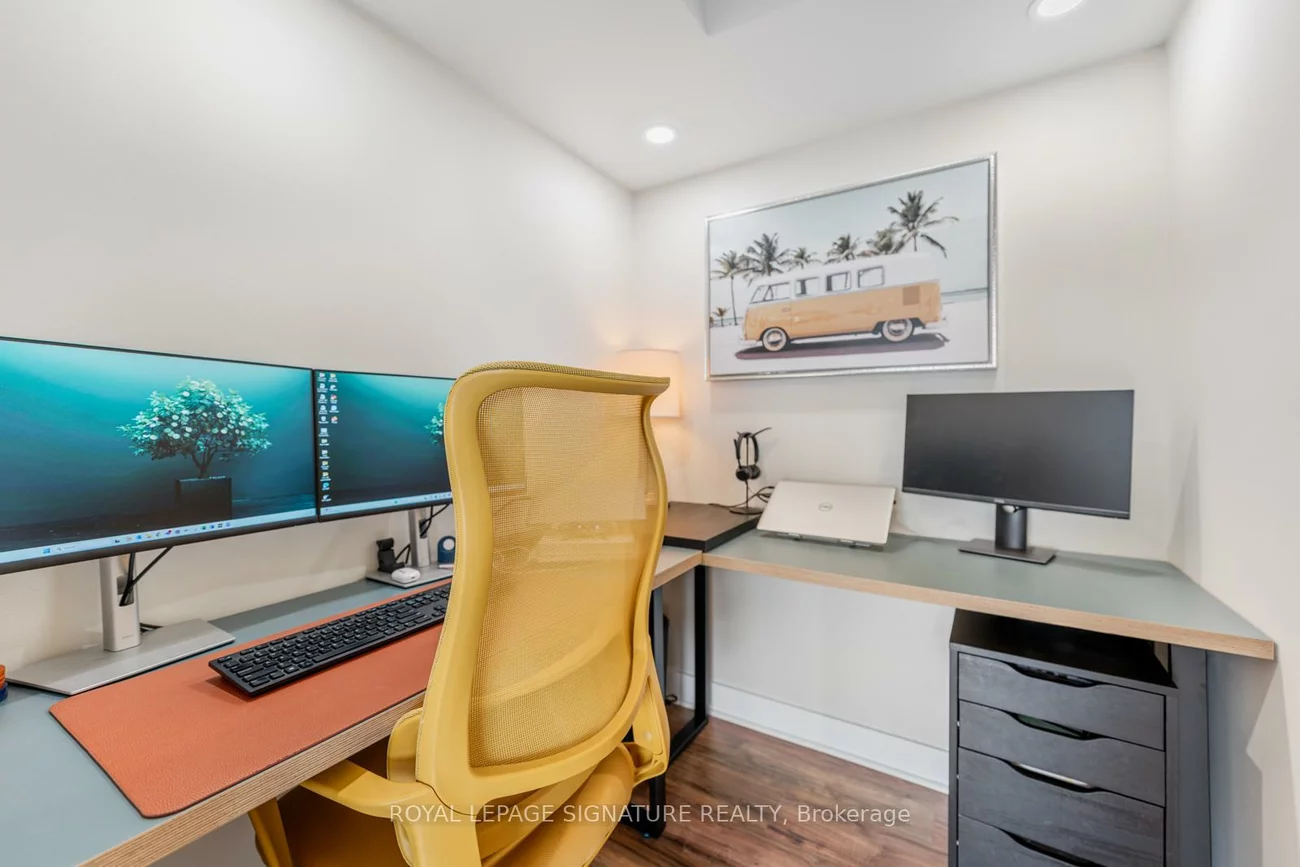 880, Dundas, Erindale, Mississauga