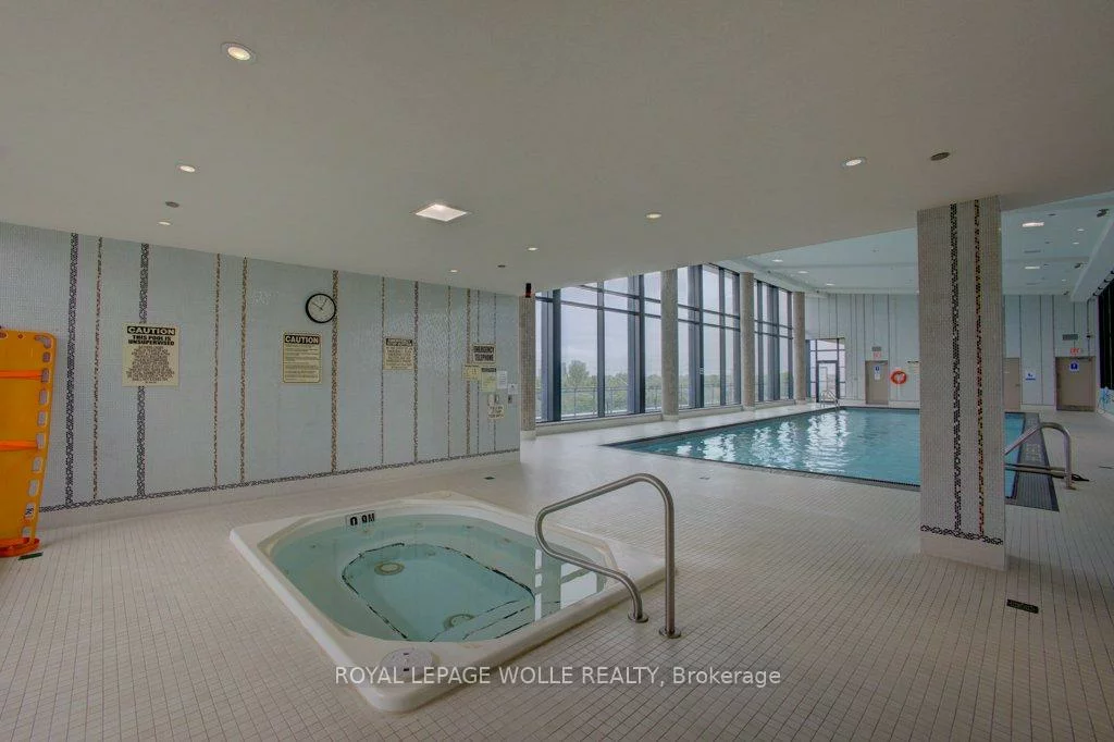 75, Eglinton, Hurontario, Mississauga