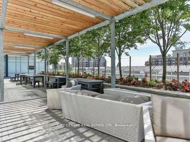 365, Prince Of Wales, City Centre, Mississauga