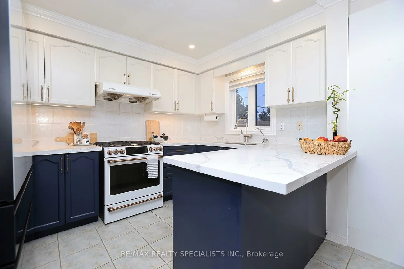 1575, South Parade, East Credit, Mississauga