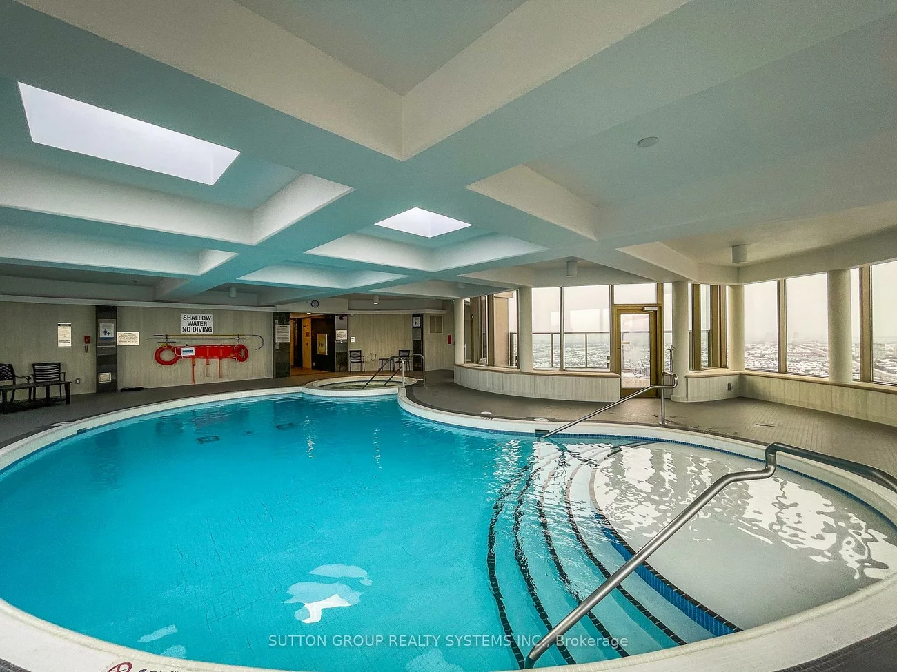 45, Kingsbridge Garden, Hurontario, Mississauga