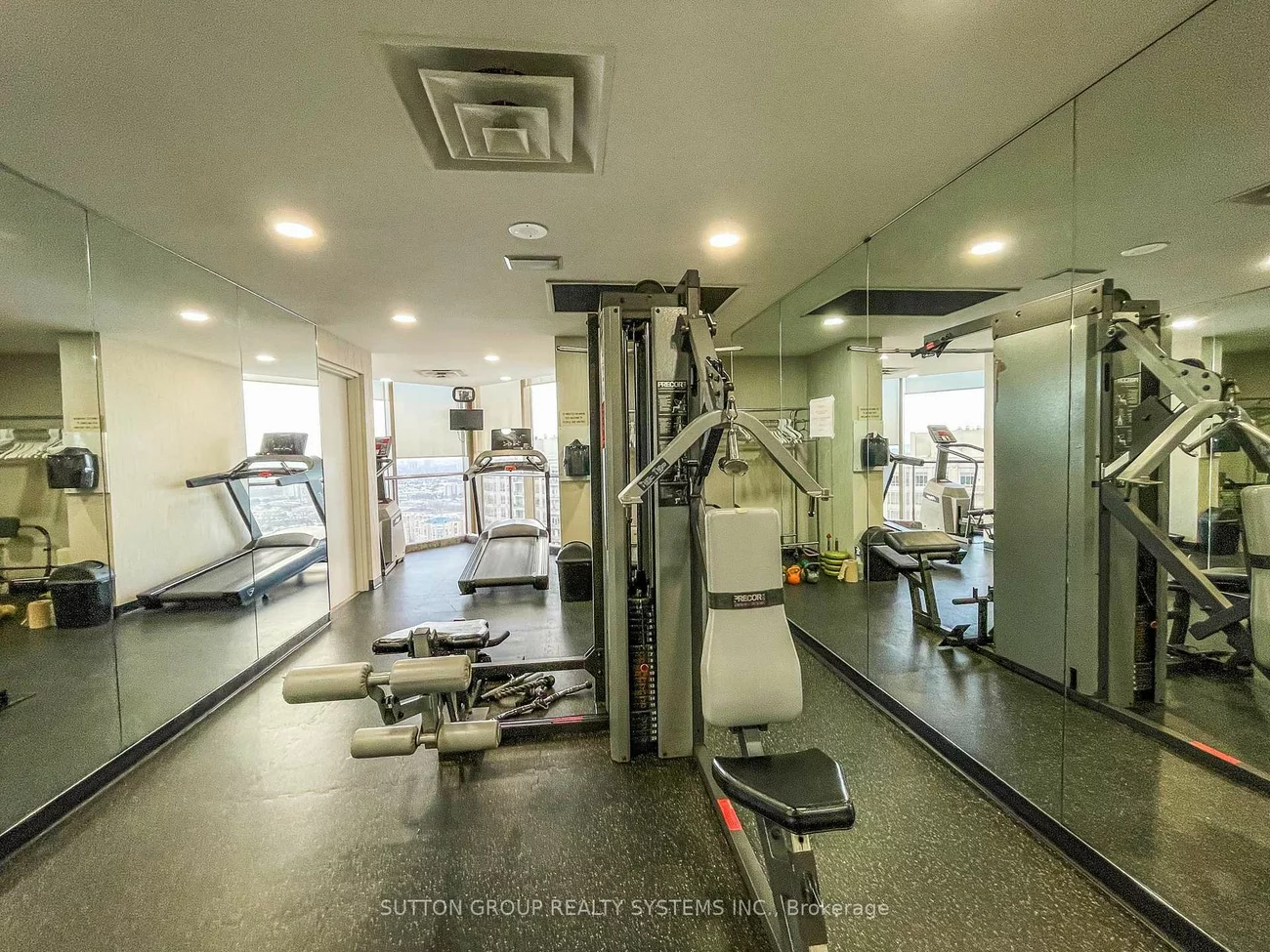 45, Kingsbridge Garden, Hurontario, Mississauga