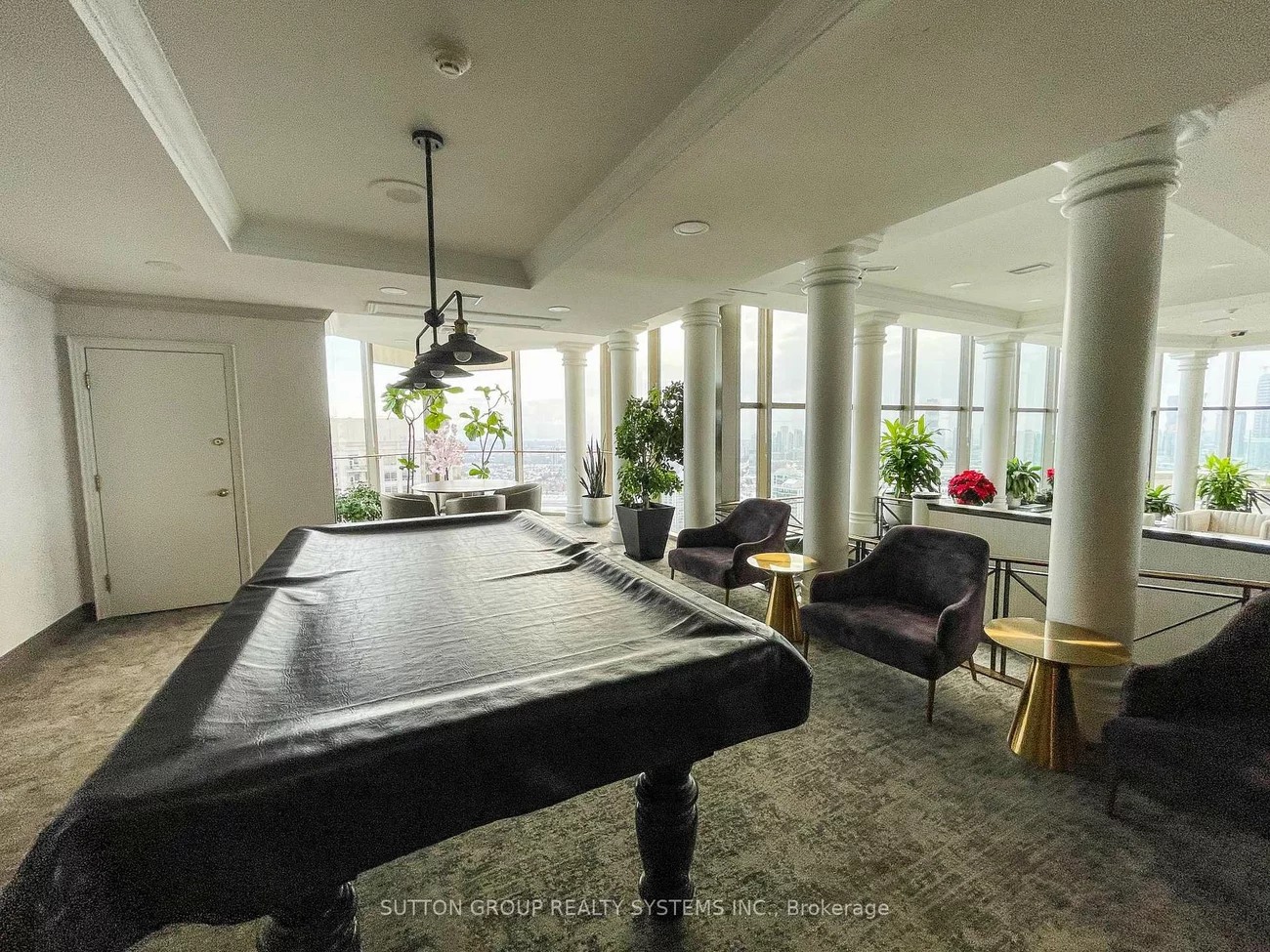 45, Kingsbridge Garden, Hurontario, Mississauga