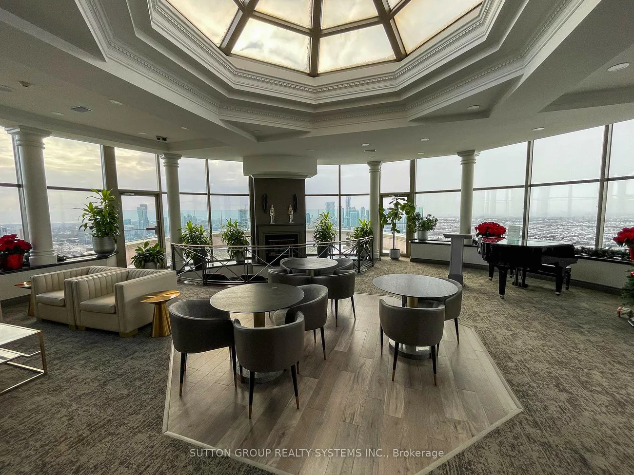 45, Kingsbridge Garden, Hurontario, Mississauga