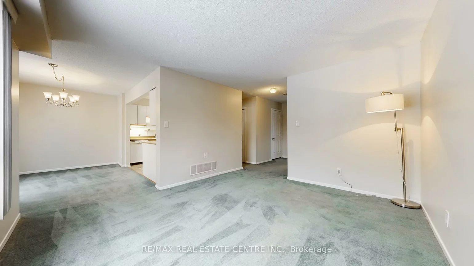 3079, Fifth, Erin Mills, Mississauga