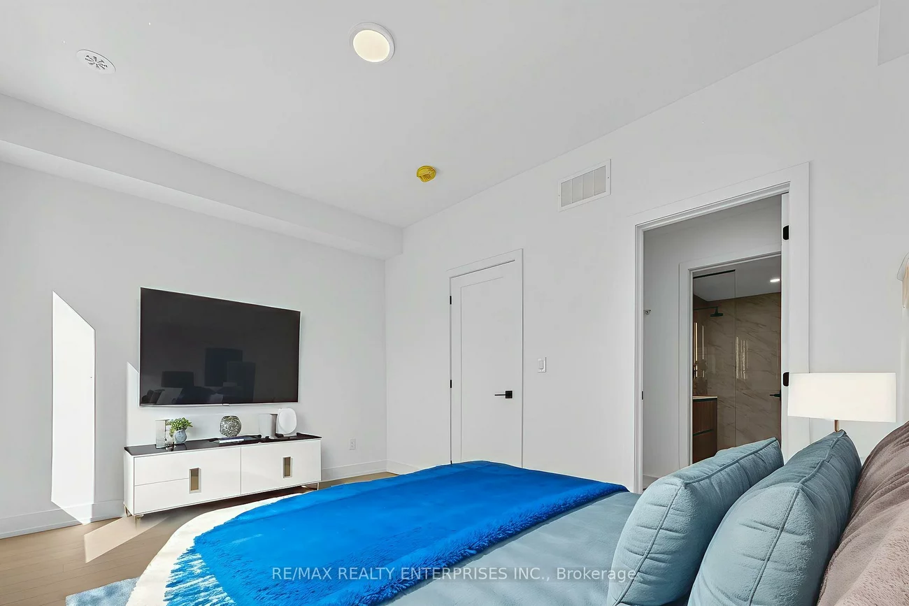 35, Lou Parsons, Port Credit, Mississauga