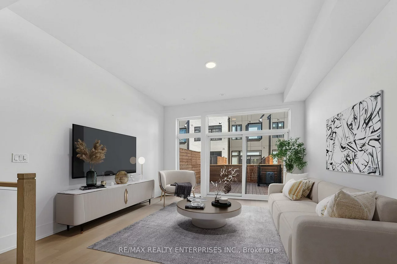 35, Lou Parsons, Port Credit, Mississauga