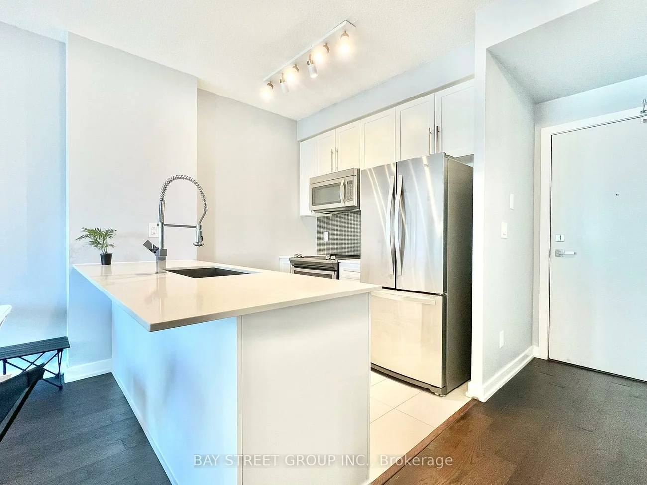 4011, Brickstone, City Centre, Mississauga