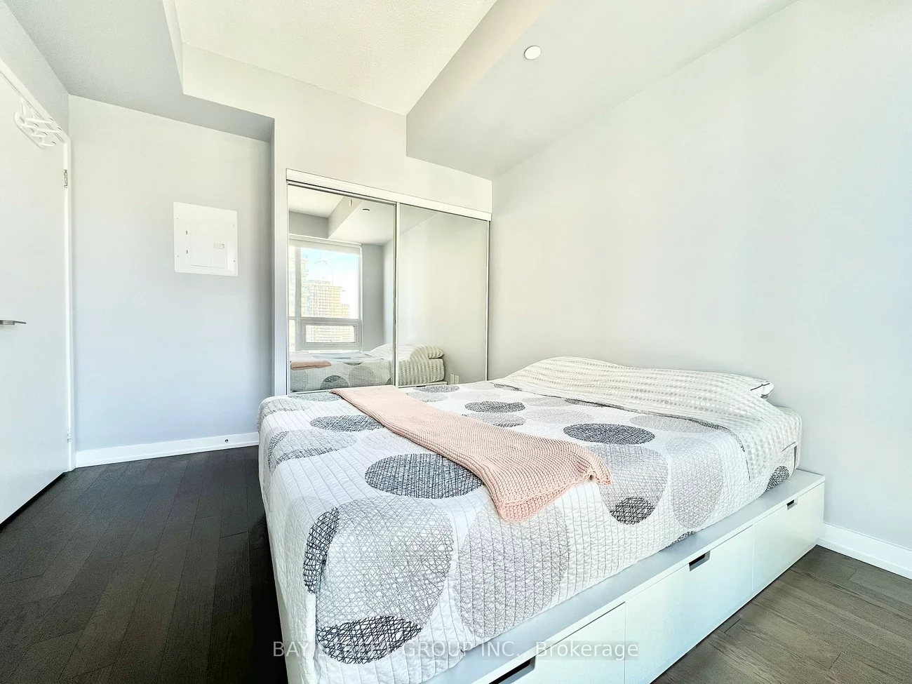 4011, Brickstone, City Centre, Mississauga