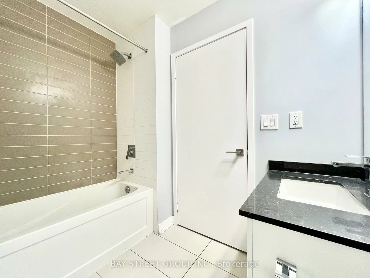 4011, Brickstone, City Centre, Mississauga