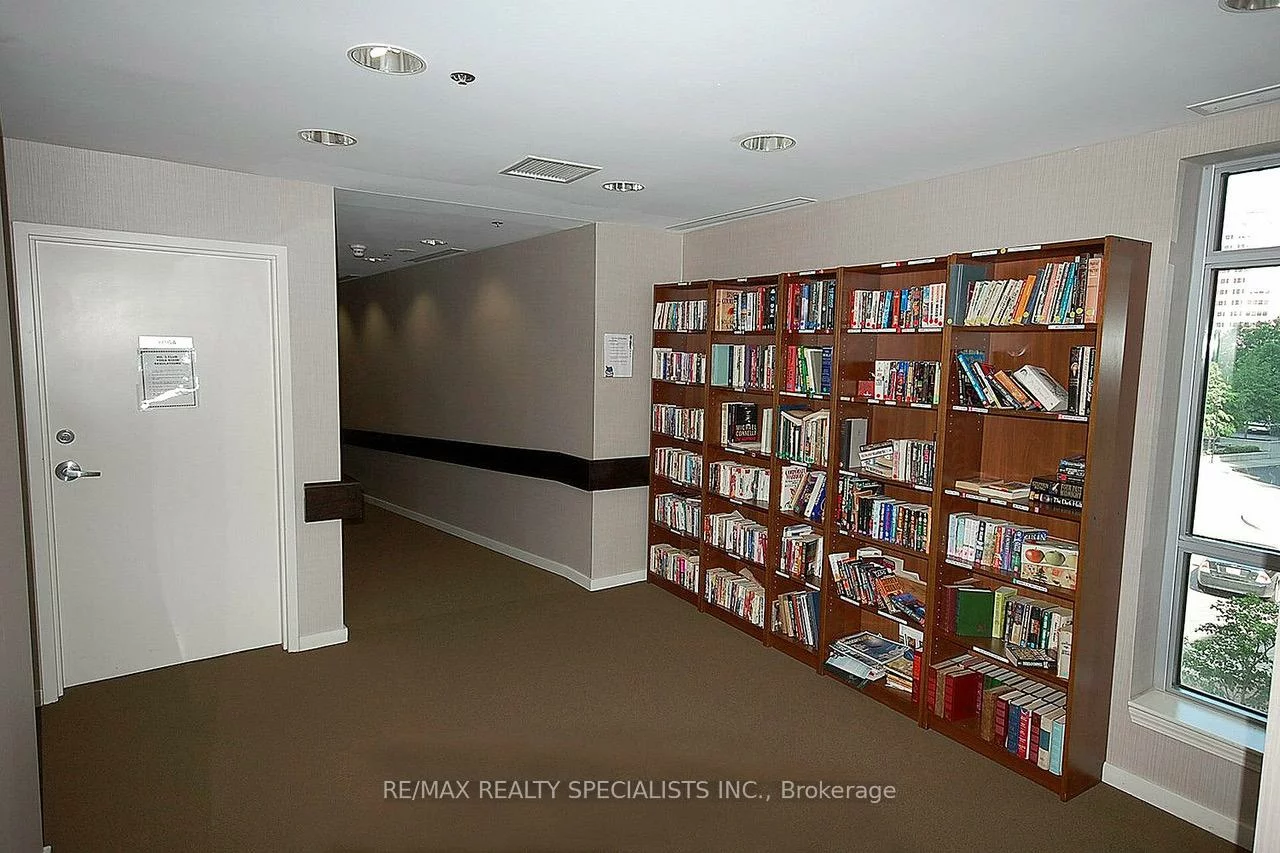 33, Elm, City Centre, Mississauga