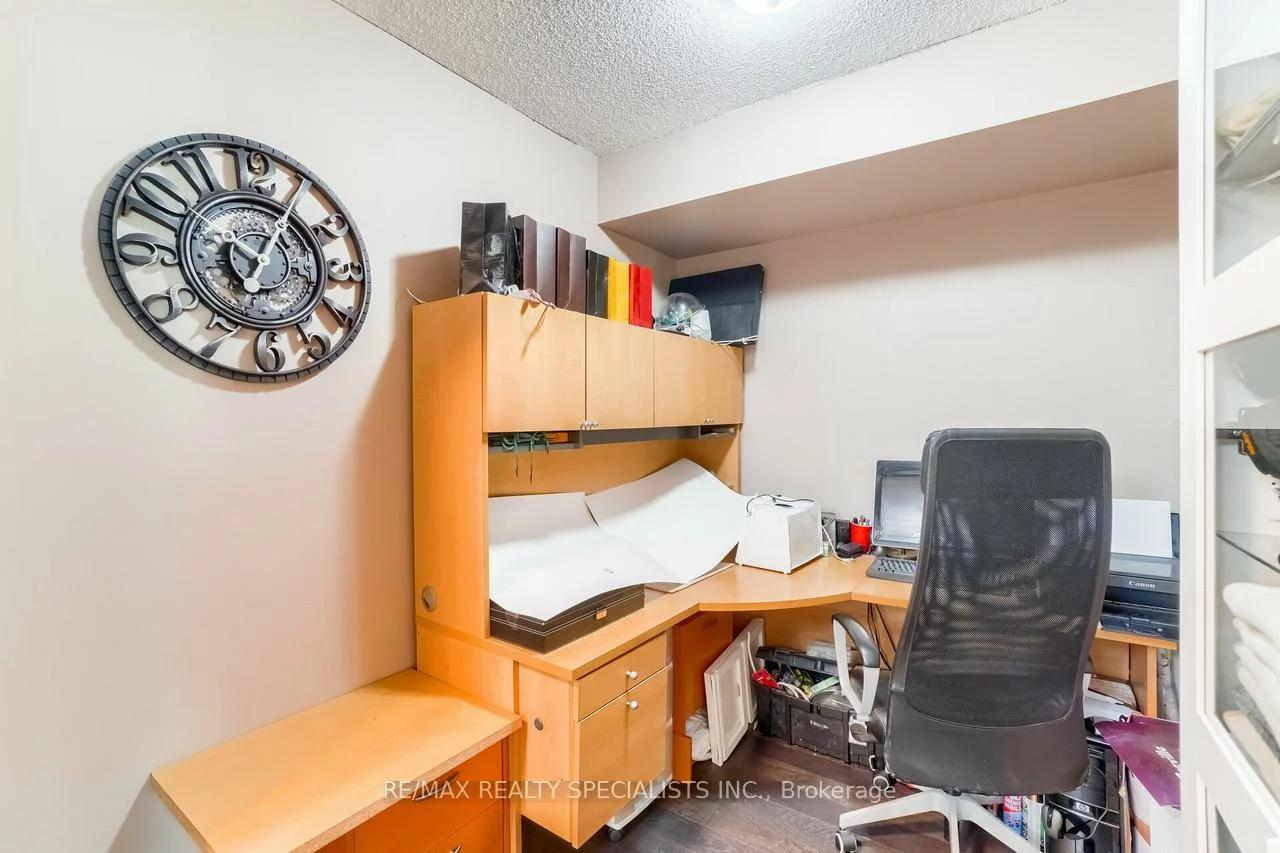 33, Elm, City Centre, Mississauga