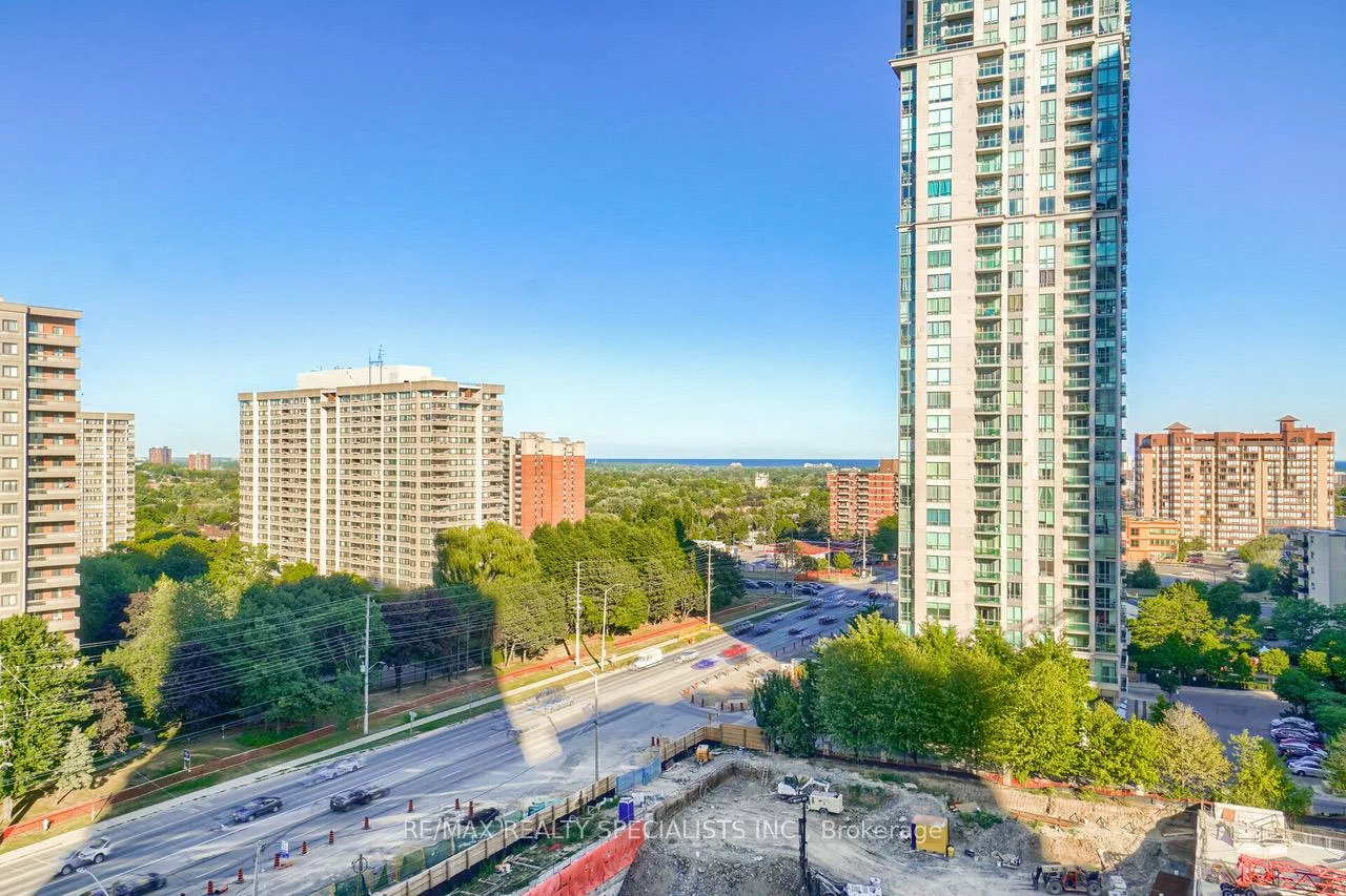 33, Elm, City Centre, Mississauga