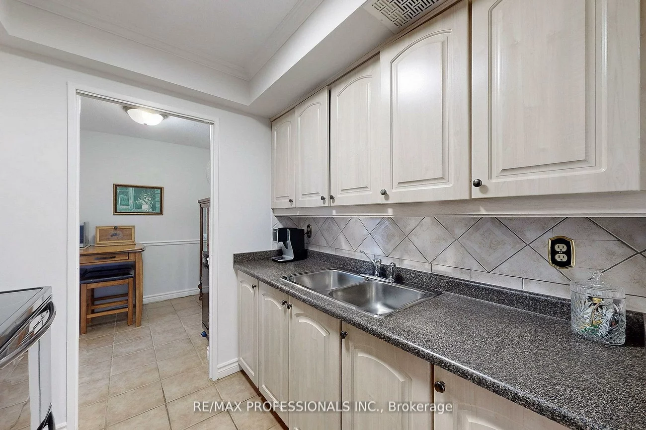 1535, Lakeshore, Lakeview, Mississauga