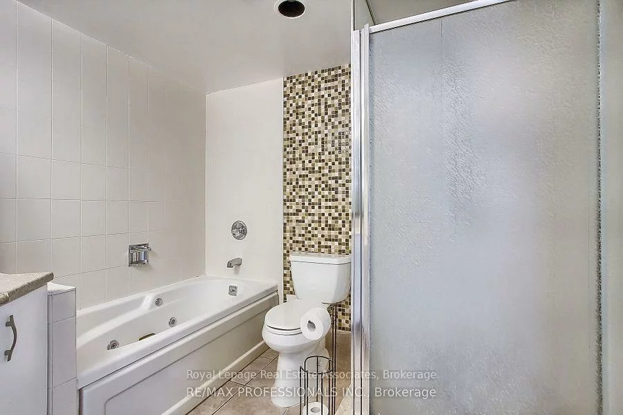 55, Elm, City Centre, Mississauga