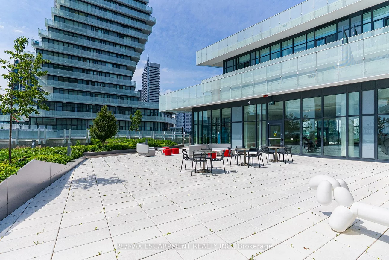 3883, Quartz, City Centre, Mississauga