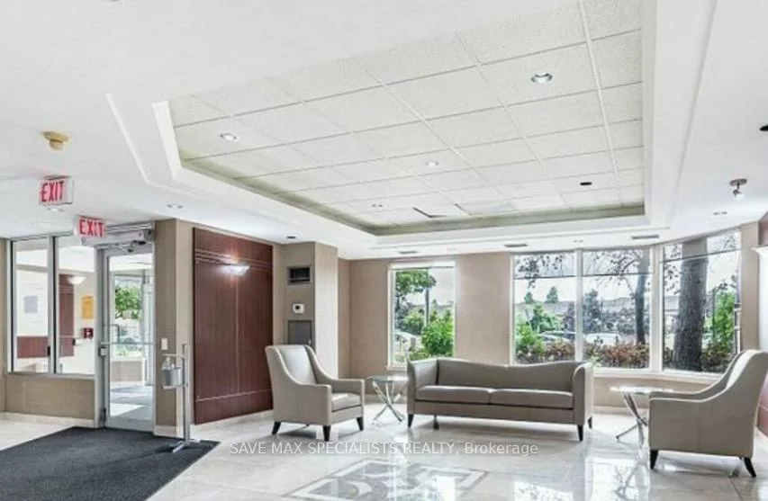 135, Hillcrest, Cooksville, Mississauga