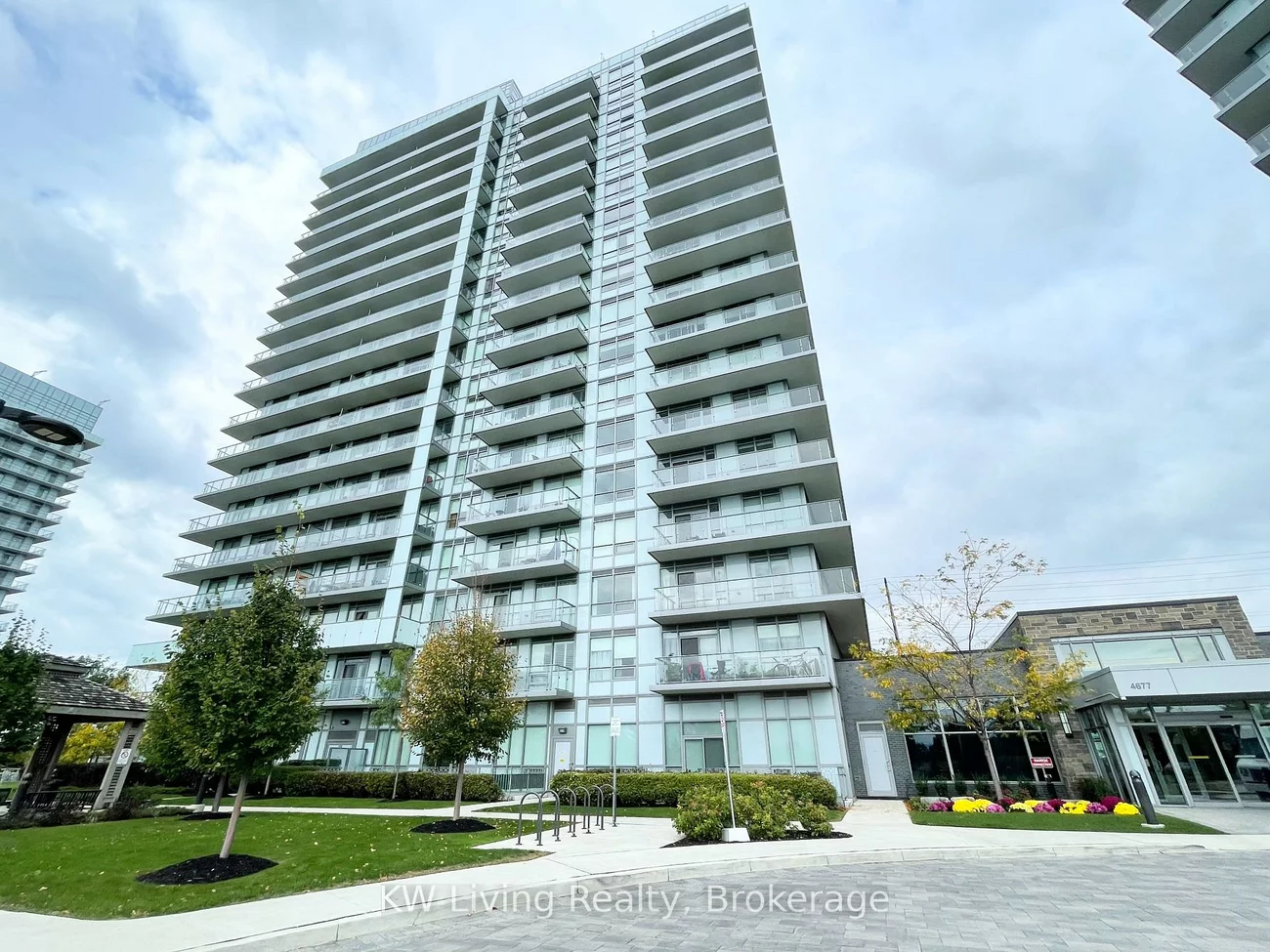 4677, Glen Erin, Central Erin Mills, Mississauga