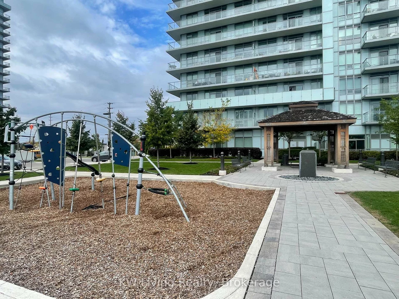 4677, Glen Erin, Central Erin Mills, Mississauga