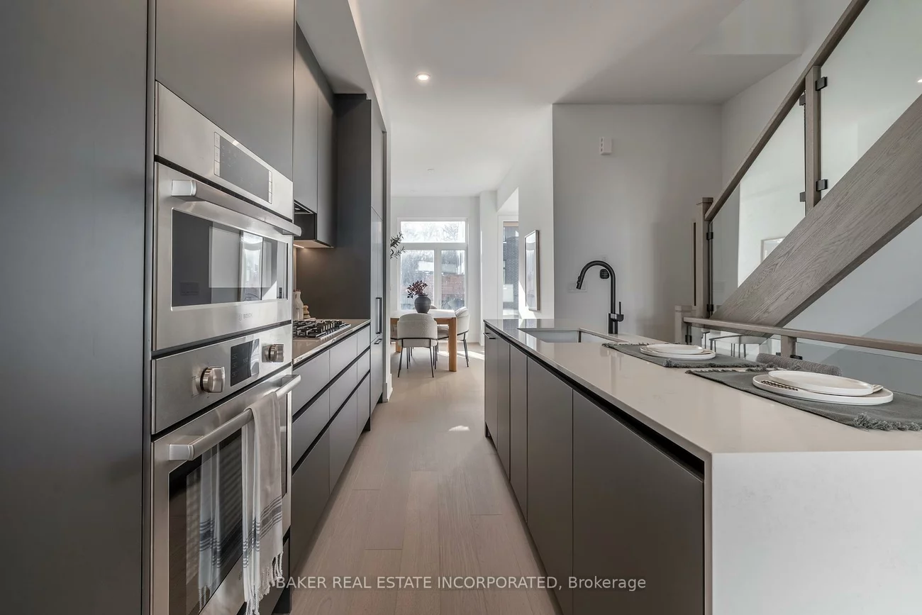 35, Lou Parsons, Port Credit, Mississauga