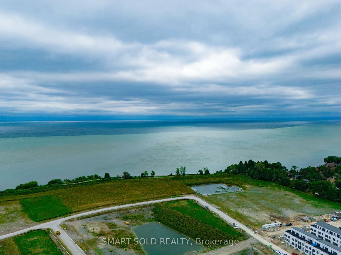 220, Missinnihe, Port Credit, Mississauga