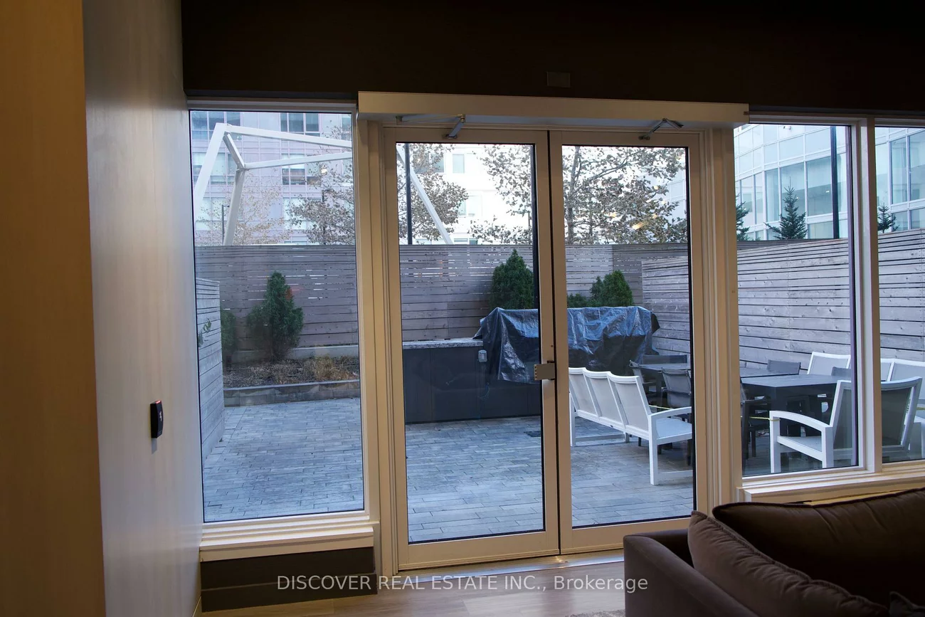 4065, Confederation, City Centre, Mississauga