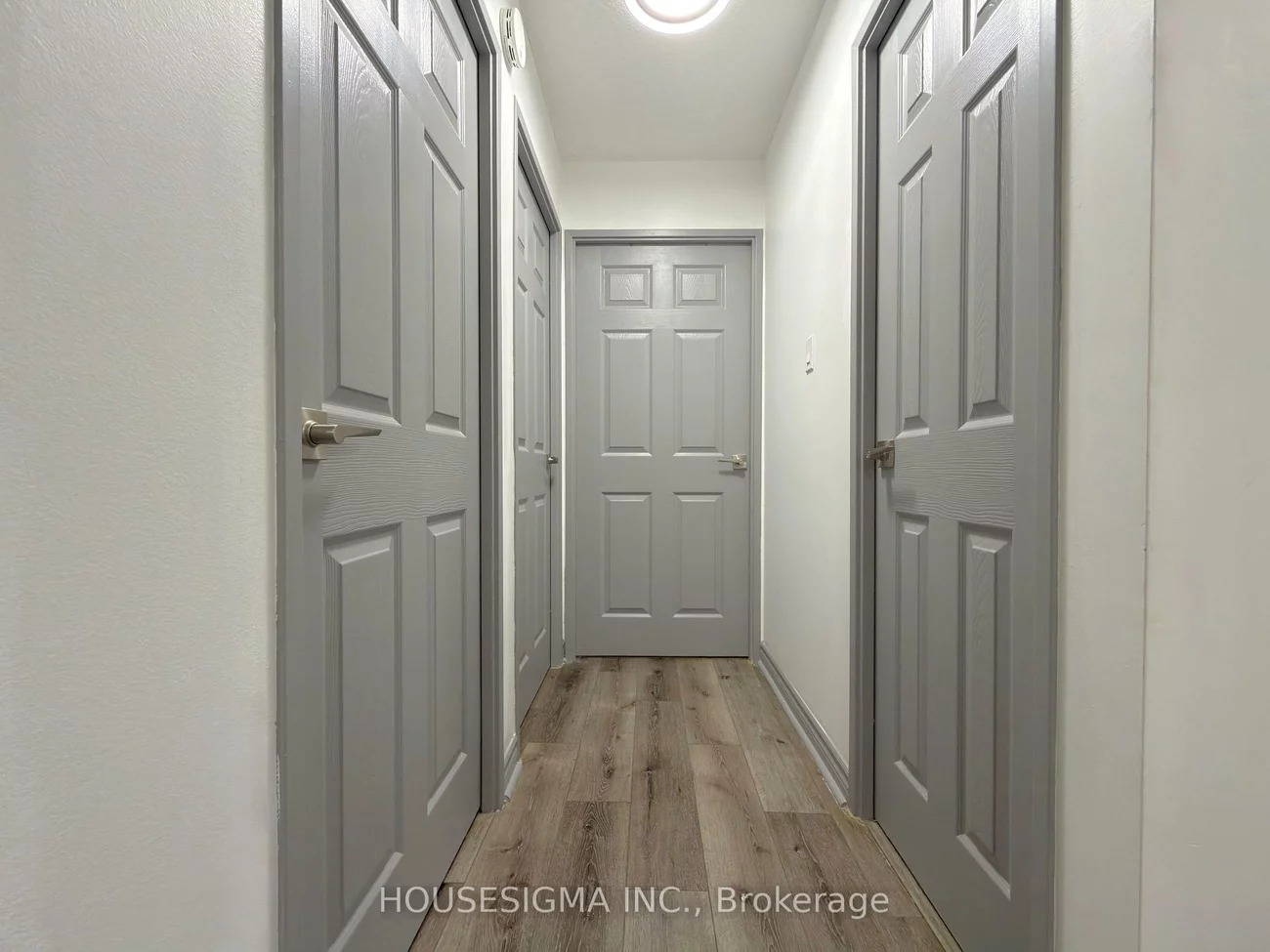 1320, Mississauga Valley, Mississauga Valleys, Mississauga