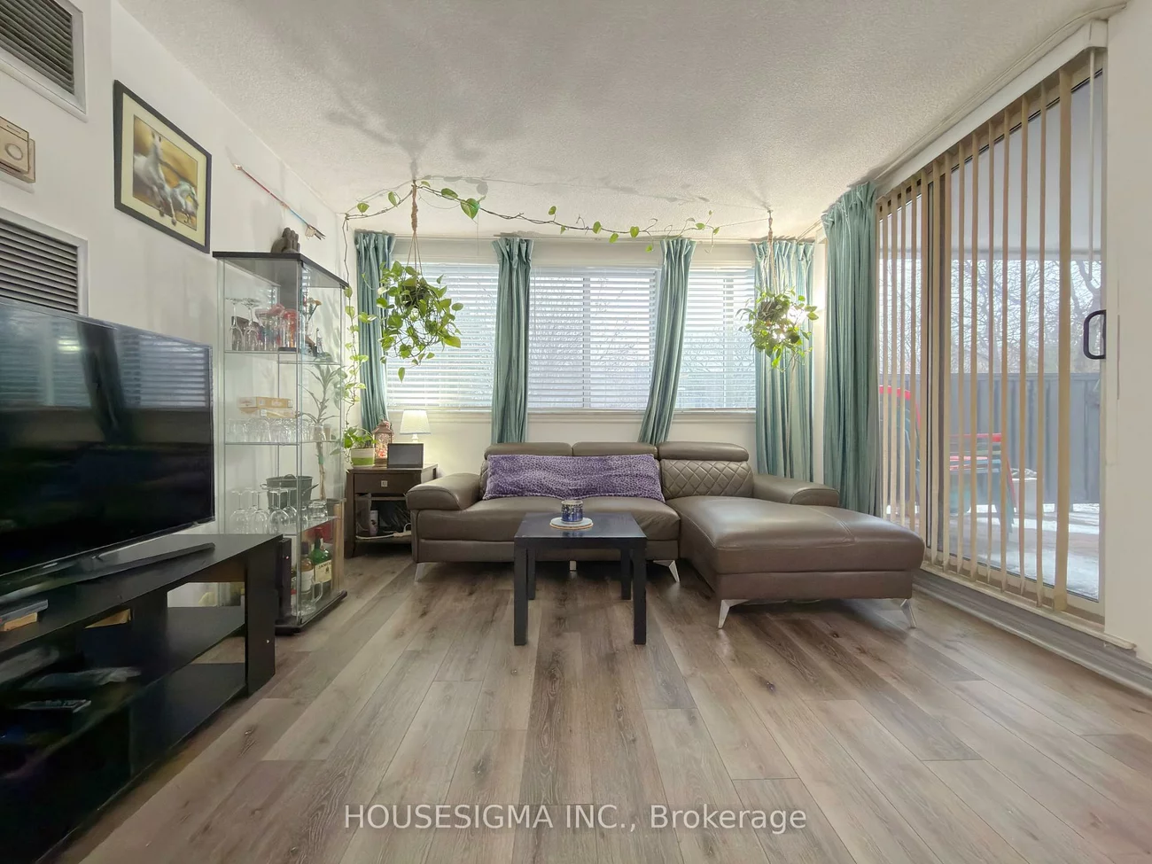 1320, Mississauga Valley, Mississauga Valleys, Mississauga