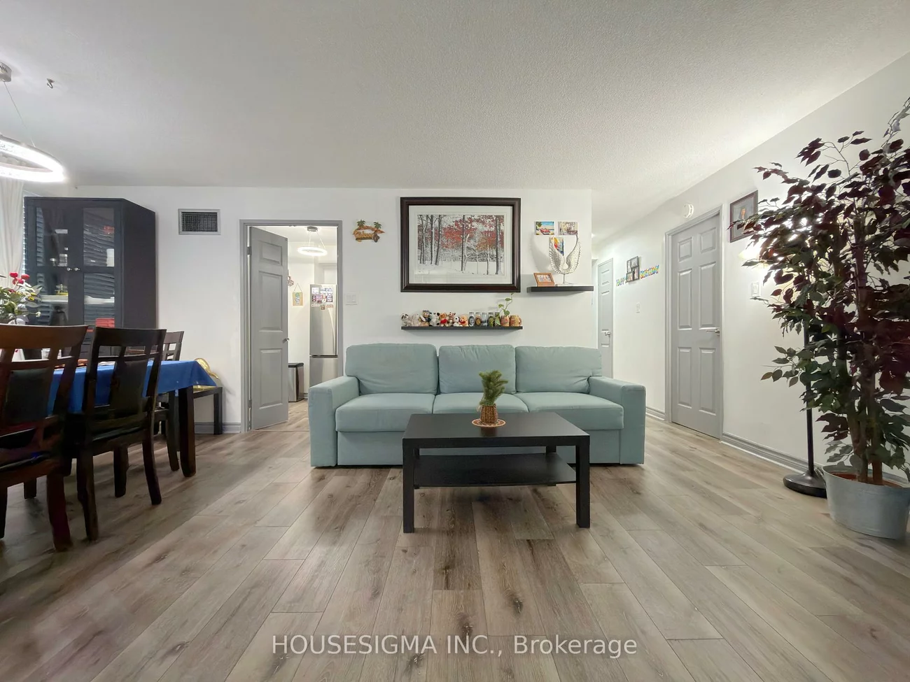 1320, Mississauga Valley, Mississauga Valleys, Mississauga