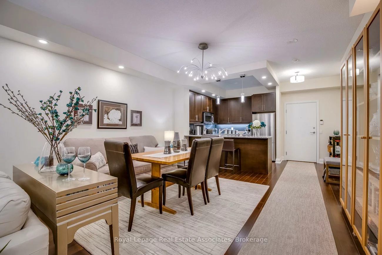 1, Hurontario, Port Credit, Mississauga