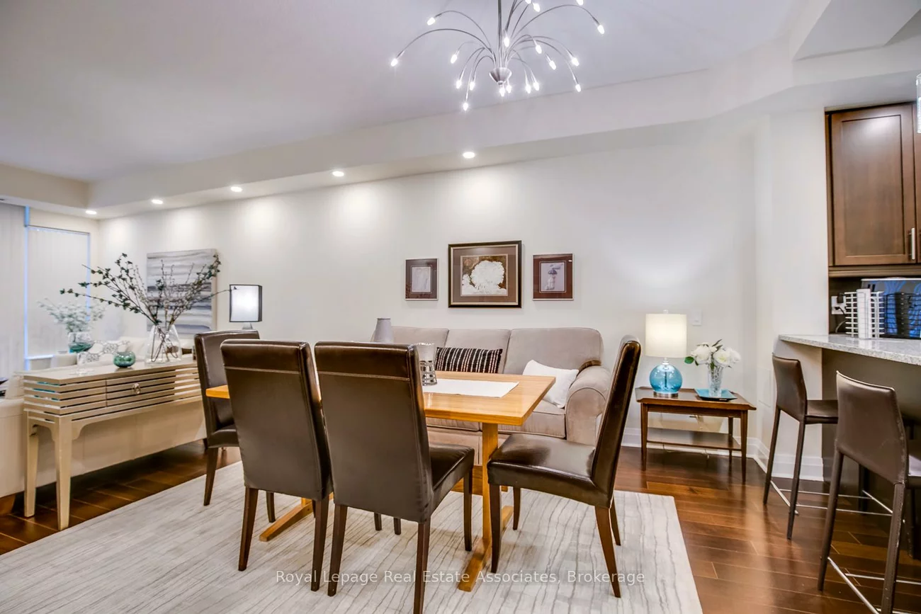 1, Hurontario, Port Credit, Mississauga