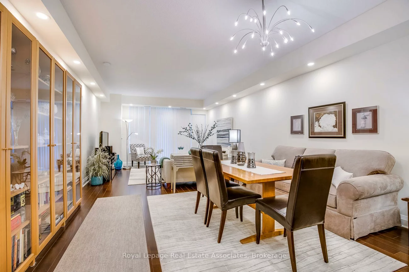 1, Hurontario, Port Credit, Mississauga