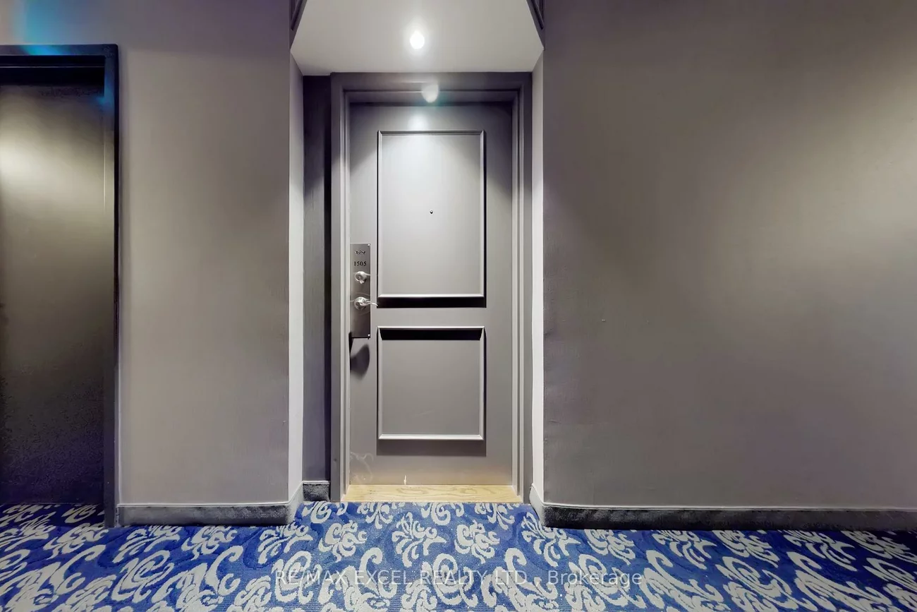 4460, Tucana, Hurontario, Mississauga