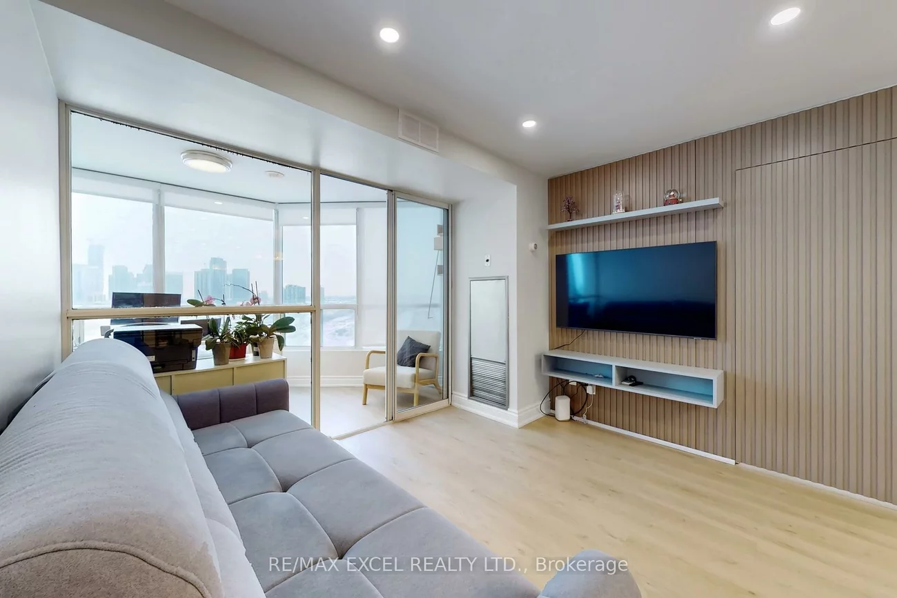 4460, Tucana, Hurontario, Mississauga