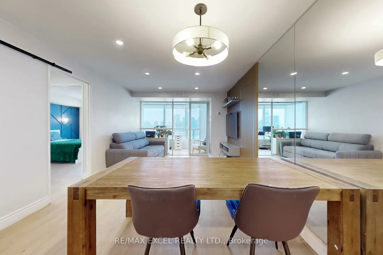 4460, Tucana, Hurontario, Mississauga