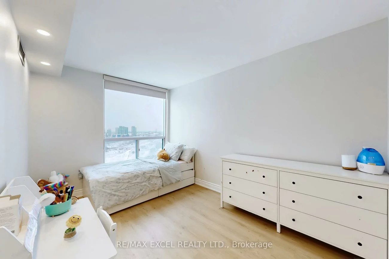 4460, Tucana, Hurontario, Mississauga