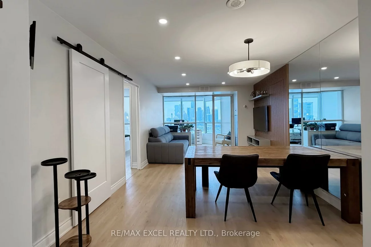 4460, Tucana, Hurontario, Mississauga