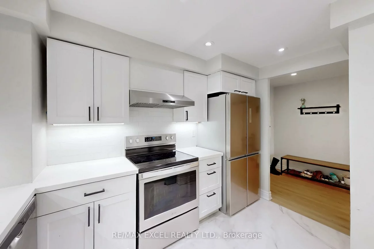 4460, Tucana, Hurontario, Mississauga