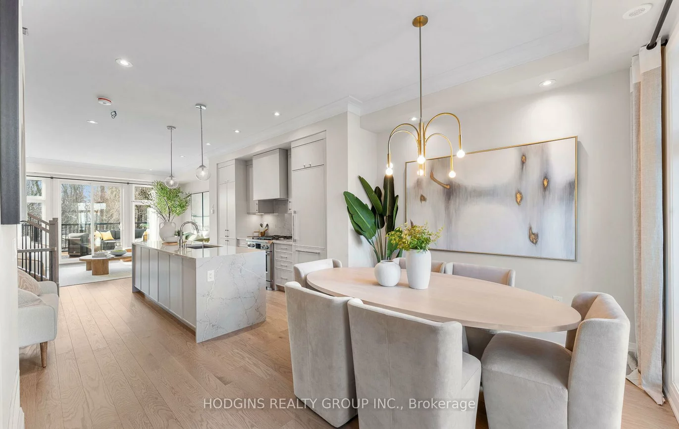 1136, Mona, Mineola, Mississauga