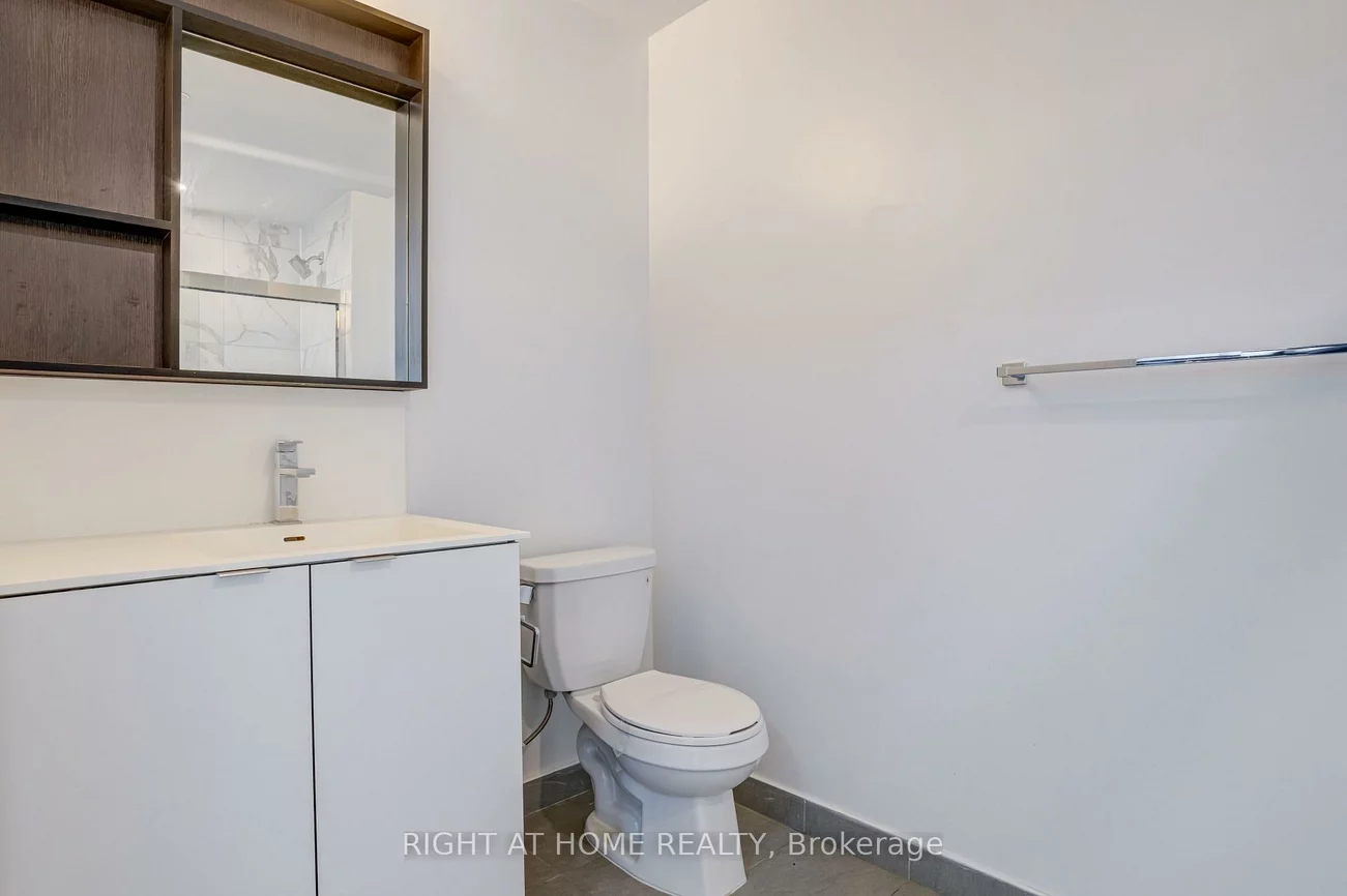 4065, Confederation, City Centre, Mississauga