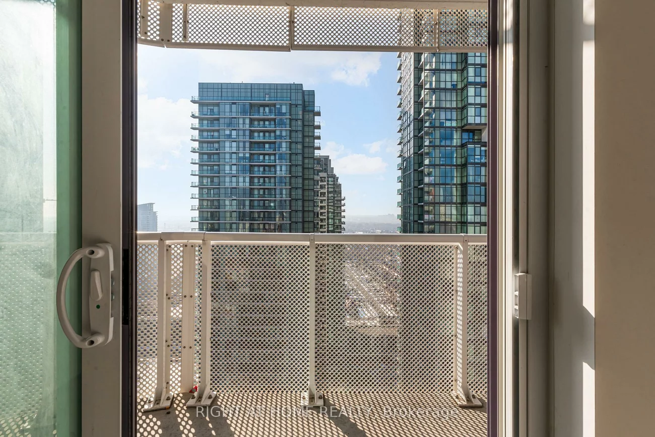 4065, Confederation, City Centre, Mississauga