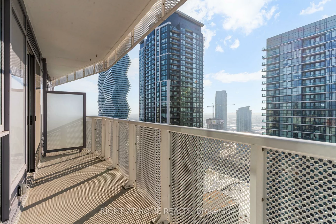 4065, Confederation, City Centre, Mississauga