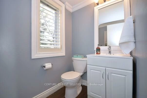 107, Bristol, Hurontario, Mississauga