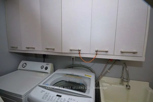 107, Bristol, Hurontario, Mississauga